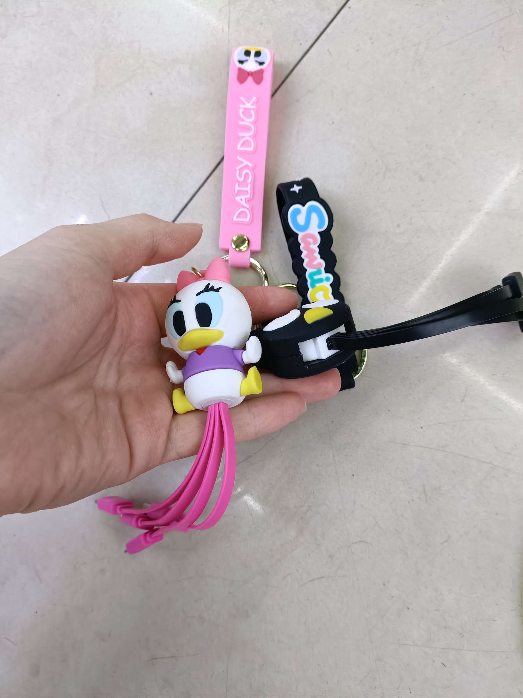 Cartoon keychain data cable 4-in-1 data cable Portable data cable details Picture
