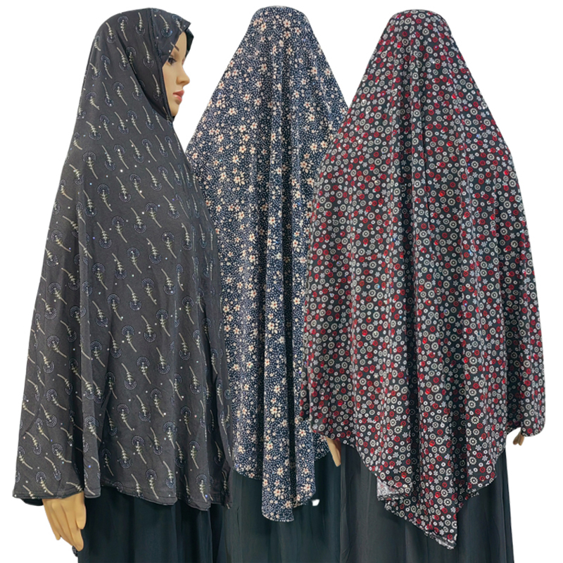 New fashionable and best-selling women's large-sized Muslim headscarves from the Middle East, Europe and America, printed and floral headscarves, daily ethnic and daily fashion
