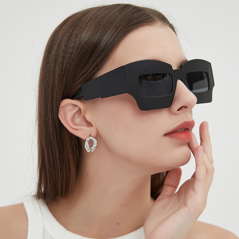 新款欧美宽边复古太阳眼镜 ins个性凹造型方框太阳眼镜PC墨镜5651图