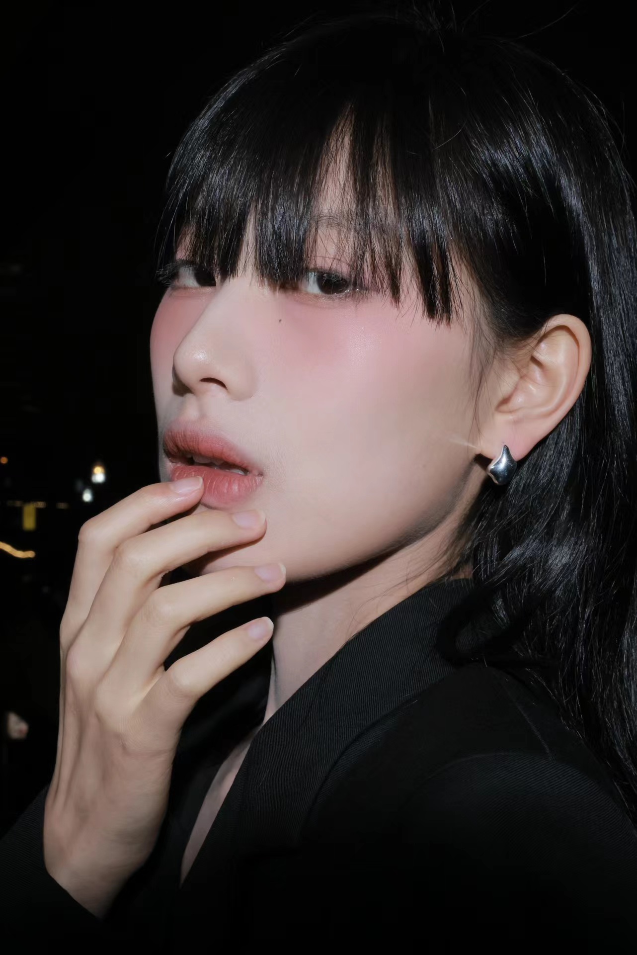 S925 Thai Silver Version Advanced Earring Buckle Polygonal Design Earrings Application Scenario