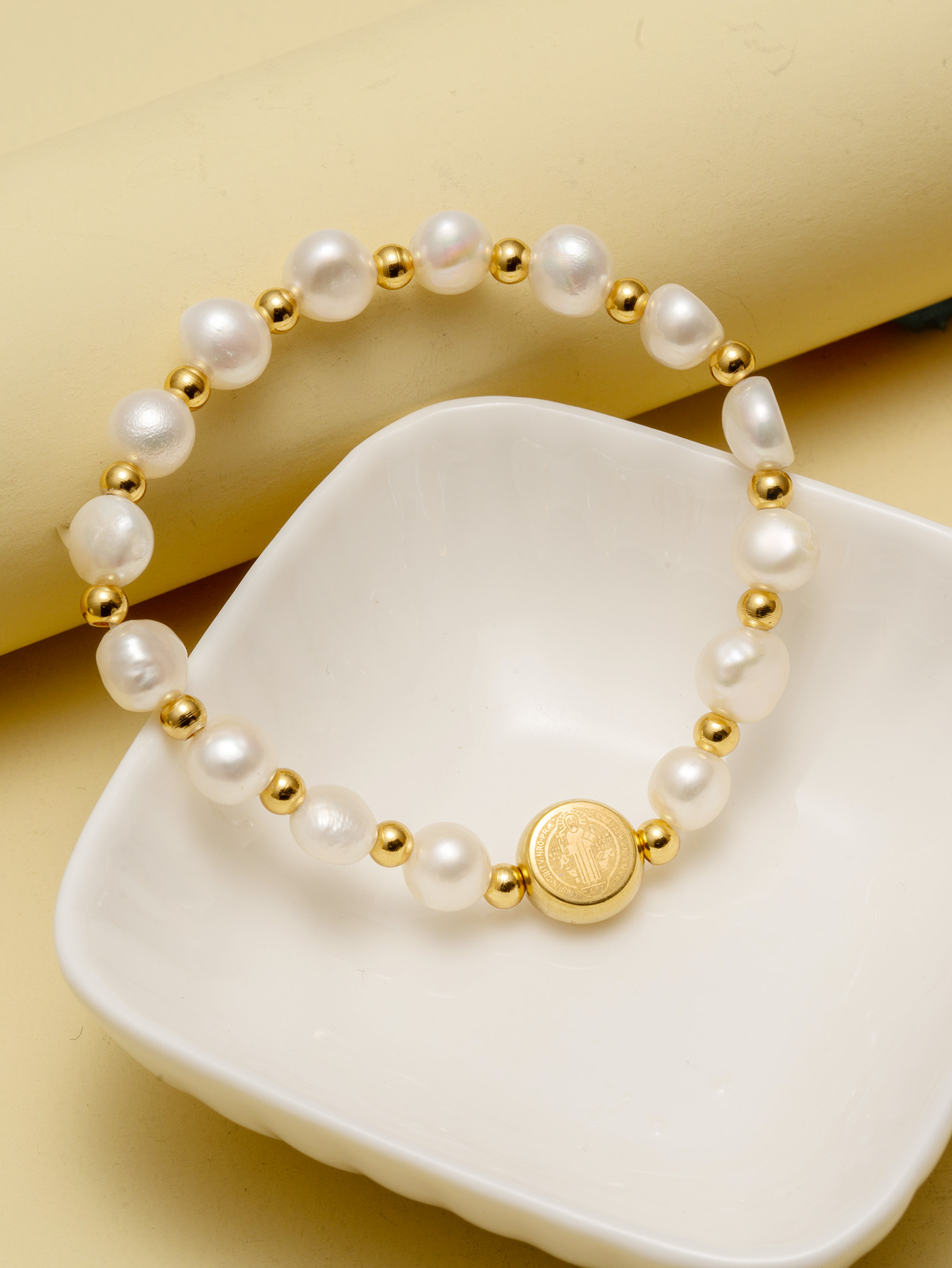 钛钢圣本笃/珍珠手链/不锈钢/串珠/神父驱魔/人手链饰/跨境直供/天然珍珠产品图