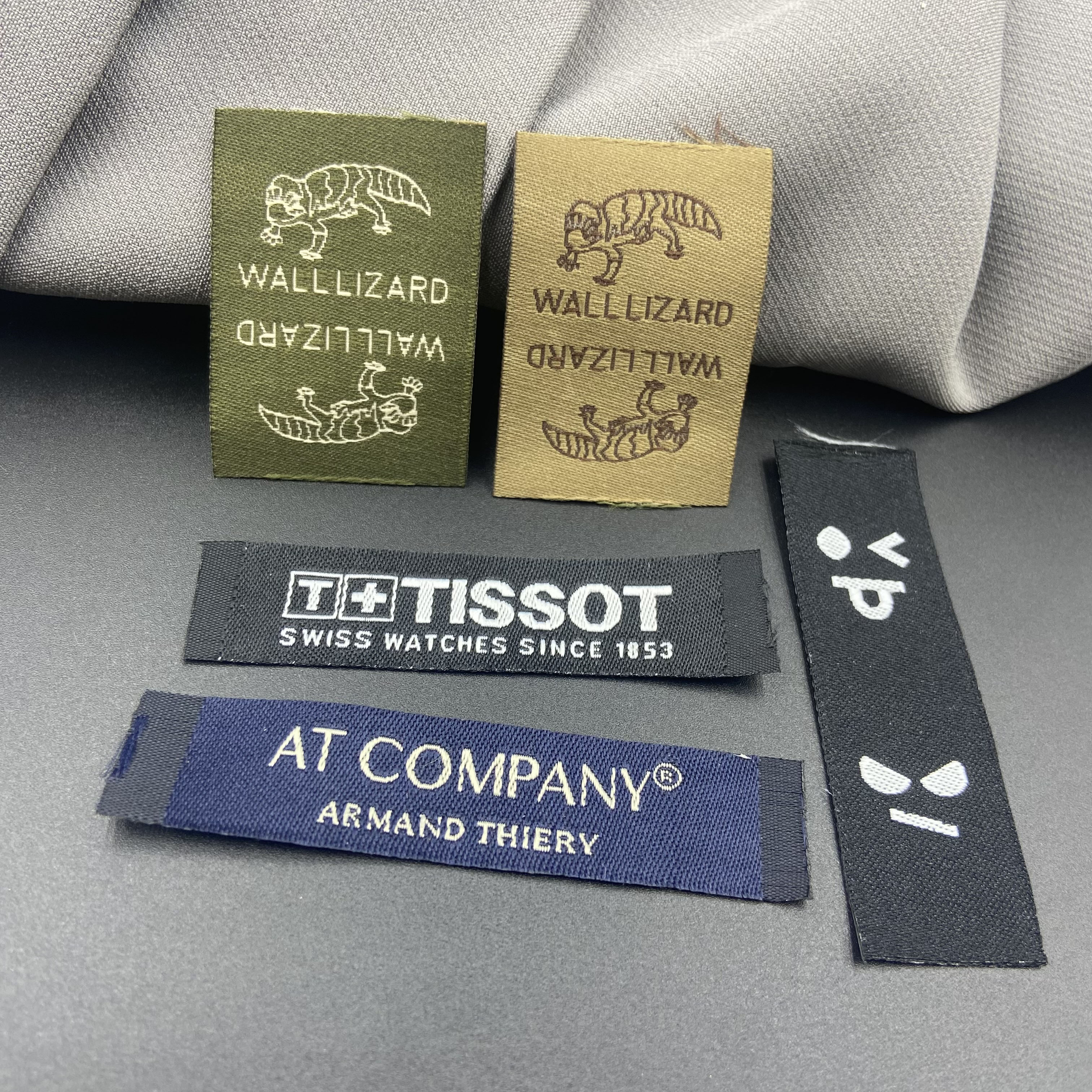 领标定制服装商标定做对折织标织唛订做衣服标签通用LOGO1详情图3