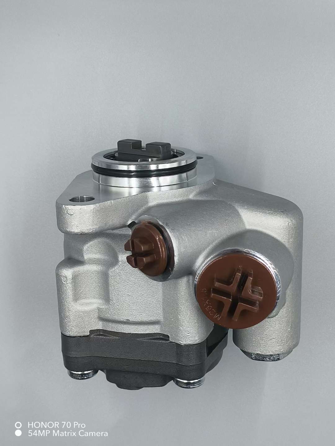 Auto parts for Iveco steering booster pump 41211223