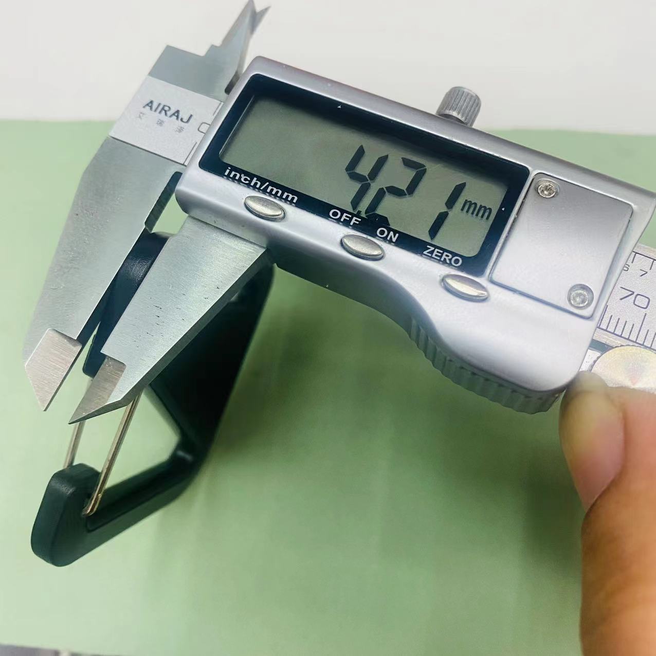 其他箱包配件实物图