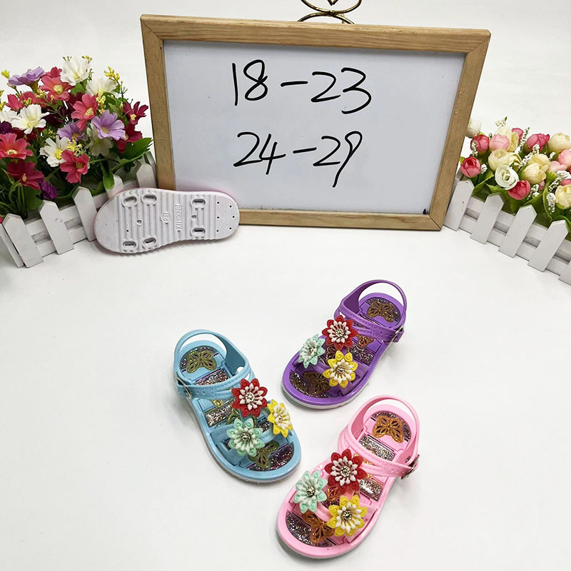 New summer PVC sandals for foreign trade, cute cartoon princess-style sandals for girls and children, custom-made by the factory Application Scenario
