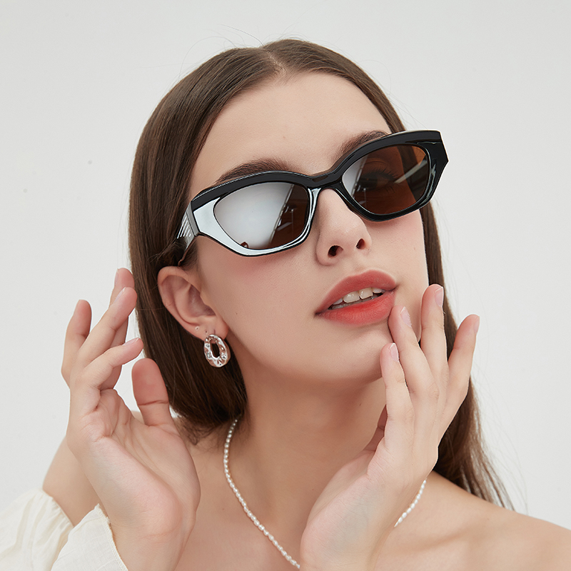 New Cat-Eye Sunglasses Network Red With Women's Small Frame Fashion Sunscreen Sunglasses Men 5440 Item Picture