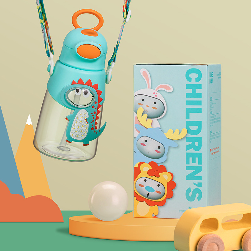 Yiwu quality children's straws, plastic water cups, new large-capacity, high-temperature resistant, Tritan material, anti-drop, summer cups, cartoon cute dolls details Picture