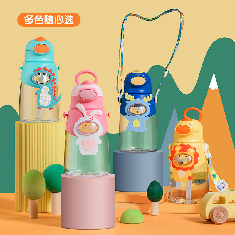 Yiwu quality children's straws, plastic water cups, new large-capacity, high-temperature resistant, Tritan material, anti-drop, summer cups, cartoon cute dolls full figure