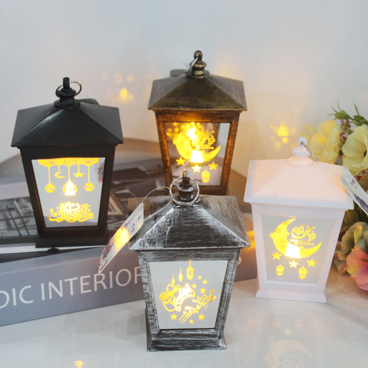 Cross-border wholesale of Ramadan wind lamps, LED electronic candles, table lamps, night lights, star and moon chandeliers, decorative table ornaments, decorative craftsmanship Application Scenario