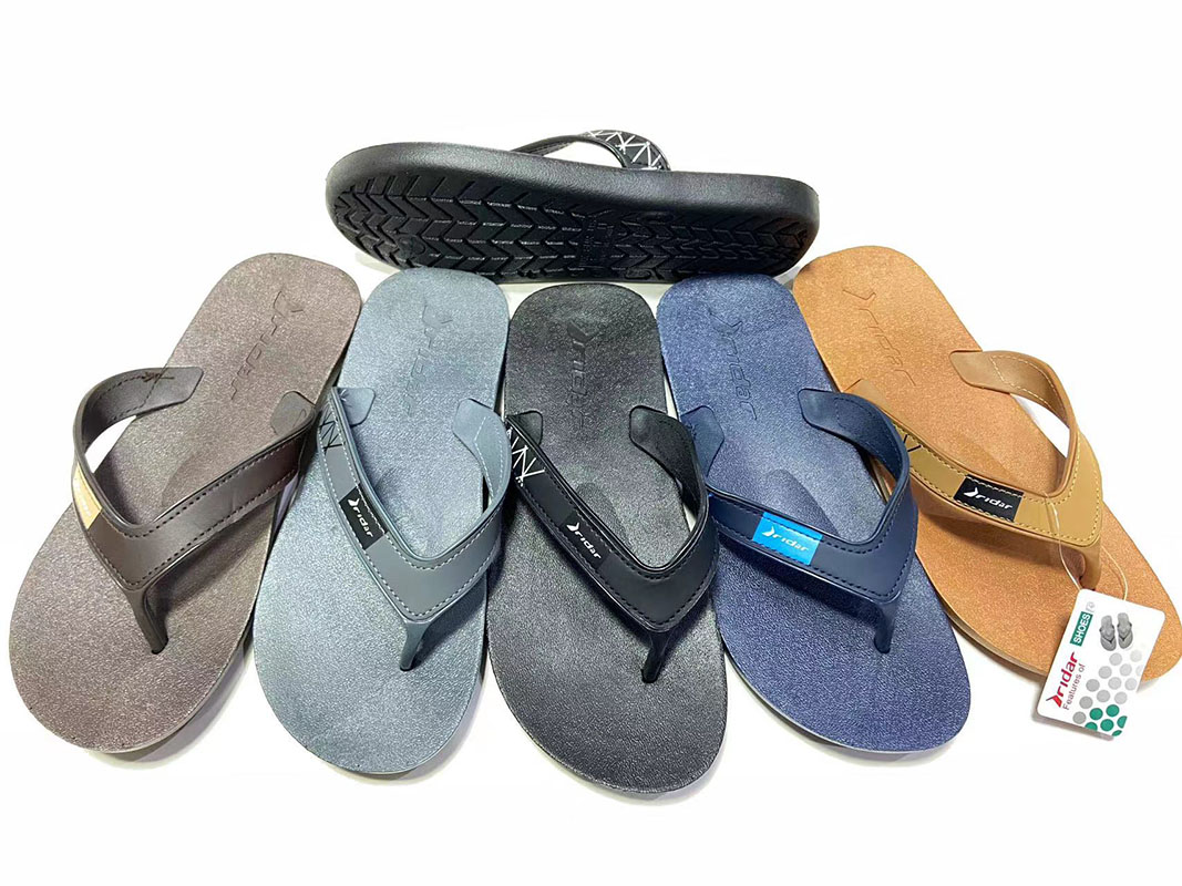 Custom-made factory for new summer PVC flip-flops, men's flip-flops and casual beach shoes for foreign trade Item Picture