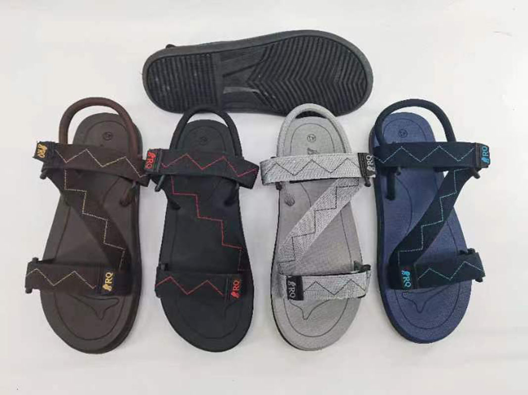 Custom-made anti-slip flat beach shoes for men and women in the new summer EVA sandals for foreign trade