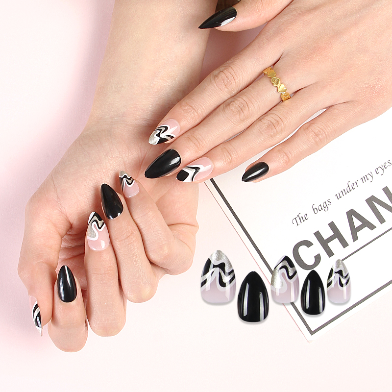 The new 24-piece black minimalist line wearable nail strap jelly rubber nail cat's eye false nail is selling well and is a high-end style in stock Application Scenario