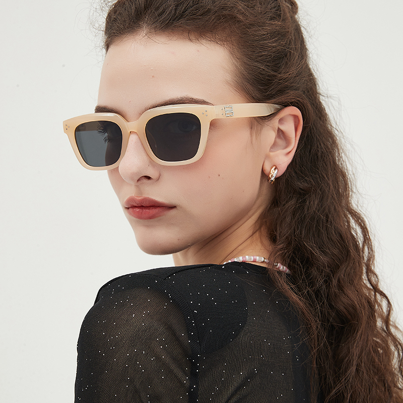 Temperament Europe And The United States Retro Small Square Frame Cross-Border Sunglasses Ladies Ins Wind Daily Outdoor Glasses 5452 Specification drawing