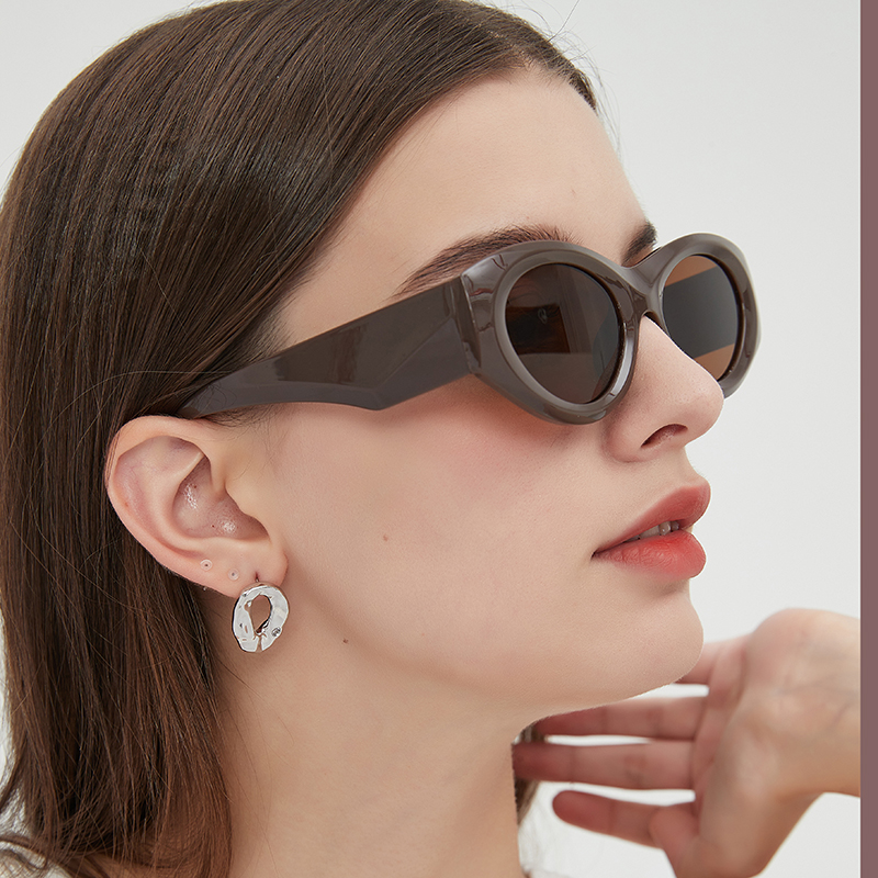 New Cat-Eye Sunglasses Network Red With The Same High-Grade Sense Of Women's Small Frame Fashion Sunscreen Sunglasses Male 5453 details Picture