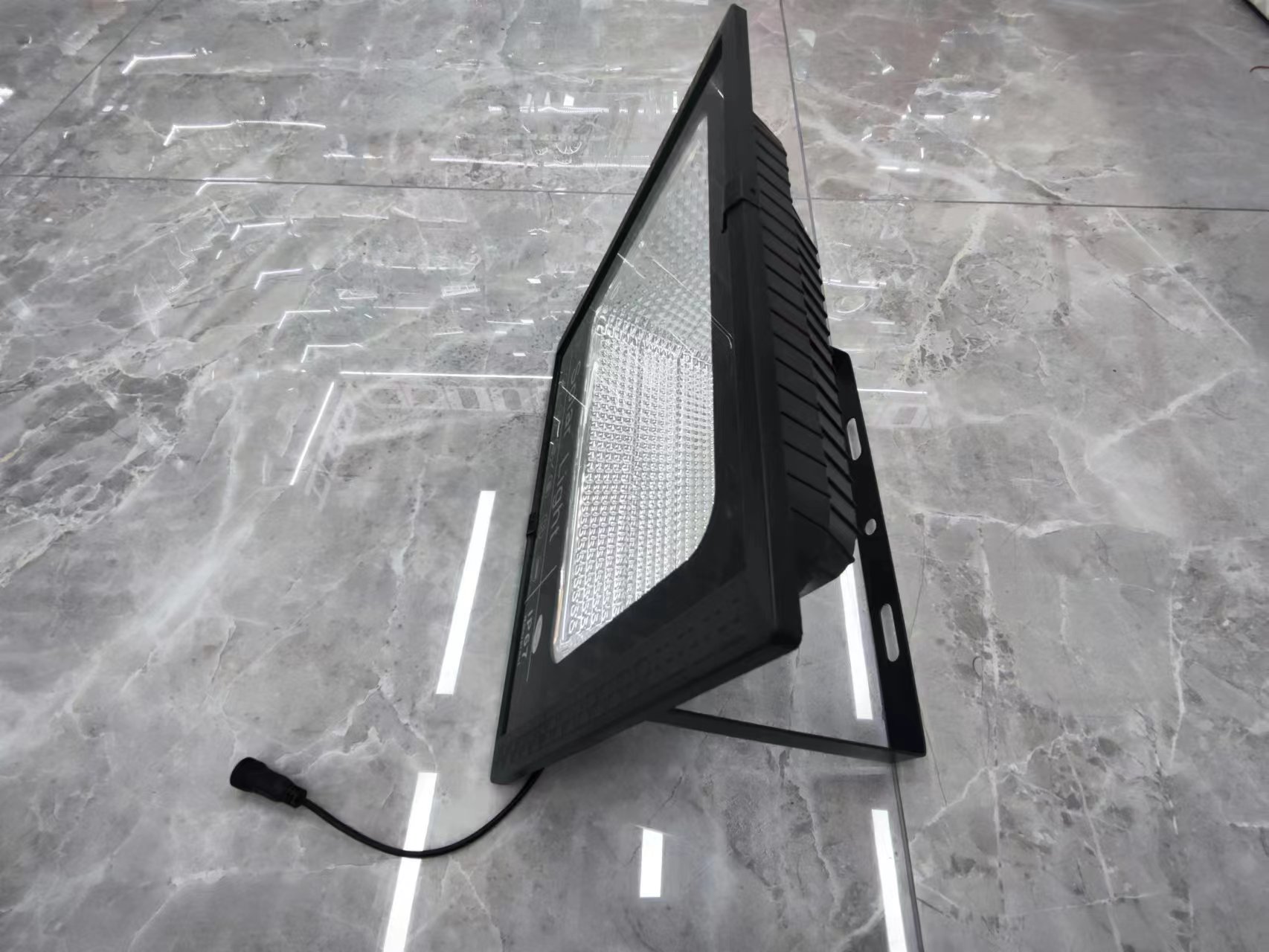 New Solar Handlamp Outdoor Lighting Application Scenario