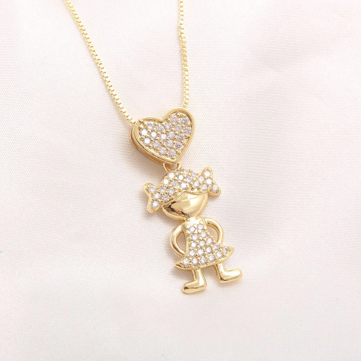 Heartwarming and cute cartoon children pendant necklaces, women's personalized accessories, cross-border wholesale supply detail image 10