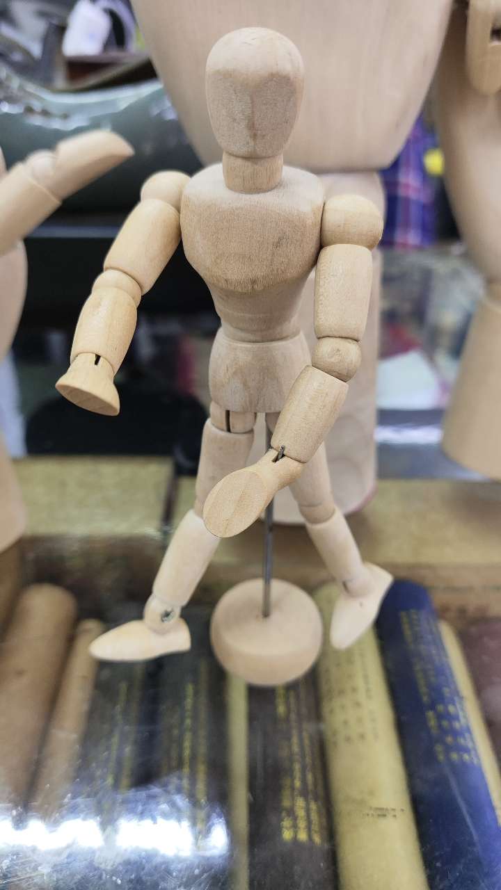 Premium Wooden Statue, Store 8327, Zone 1, International Trade City, 5881 details Picture