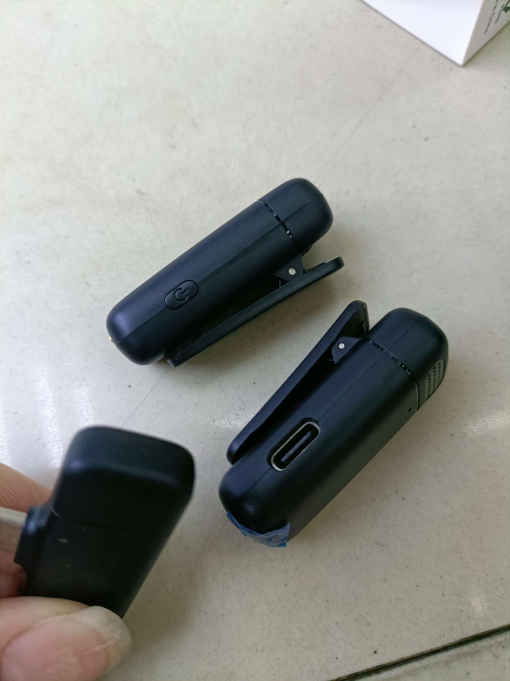 K6一拖二Type-C接口领夹麦克风 数显座舱 座舱充电领夹麦克风详情图5