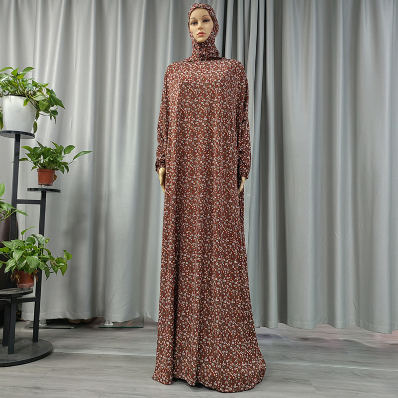 The New Fashion Best-Selling Women's Large Size Muslim Hooded Robe Printed Small Flower In The Middle East And The United States Beautiful Robe Hot Design Europe And The United States Fashion Application Scenario