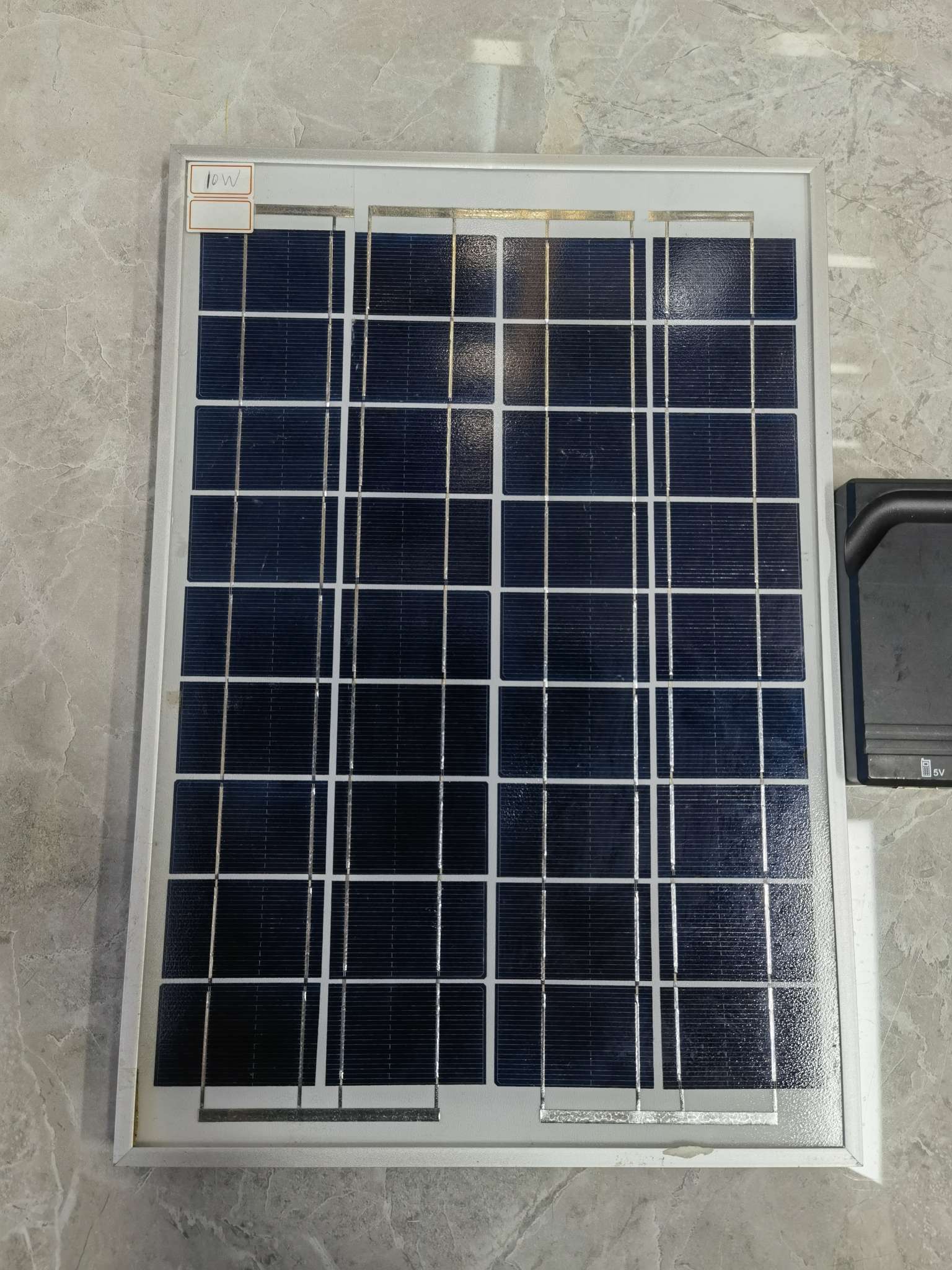 太阳能充电器详情图2