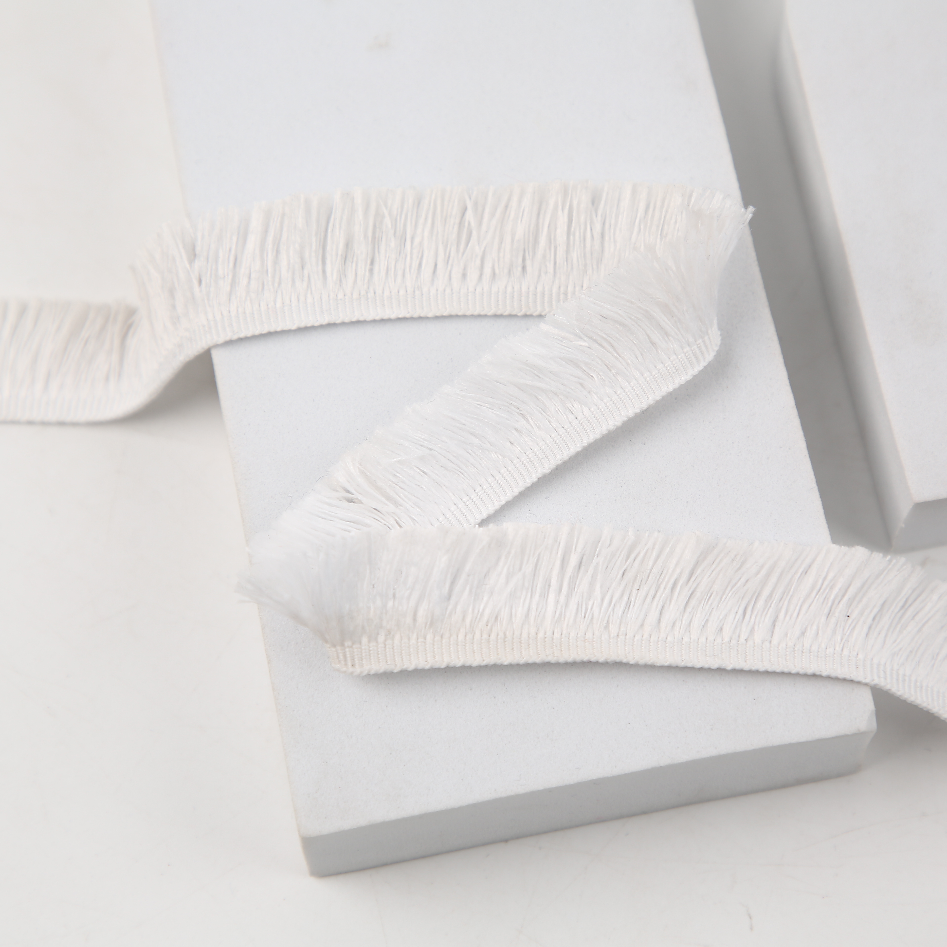 1.5Cm One-Way Ruffled Elastic Lace Wooden Ear Lace Elastic Band Wedding Dress Ribbon Accessories Specification drawing