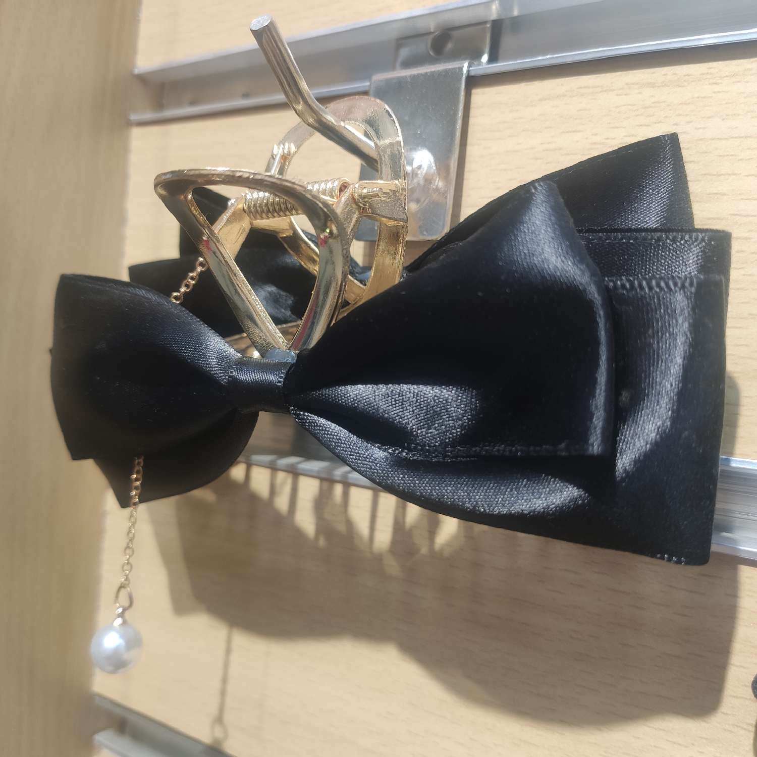 Real Double Silk Bow Pearl Pendant Metal Claw Clip Grab Clip Shark Clip details Picture