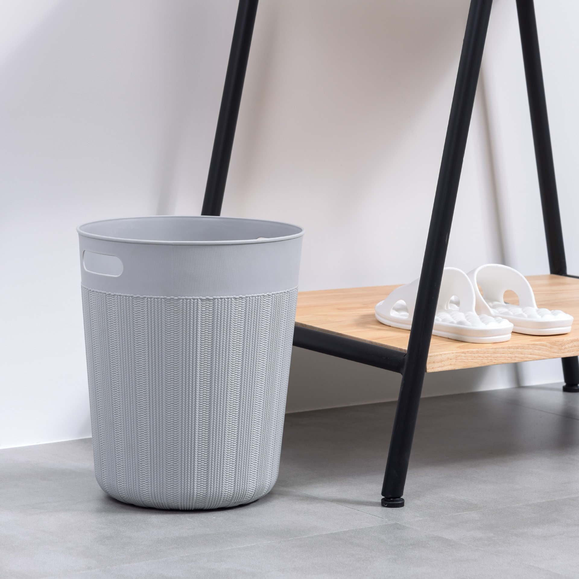 Garbage Sorting Kitchen Trash Can Round Plastic Sweater Pattern Hand Held Trash Bucket Paper Scraps Storage Bucket Specification drawing