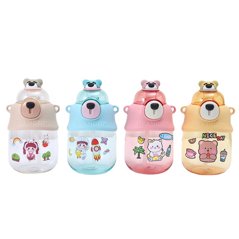 Summer new cartoon bear big-bellied cup for both boys and girls, high appearance level plastic cup with lanyard, transparent straw cup Application Scenario