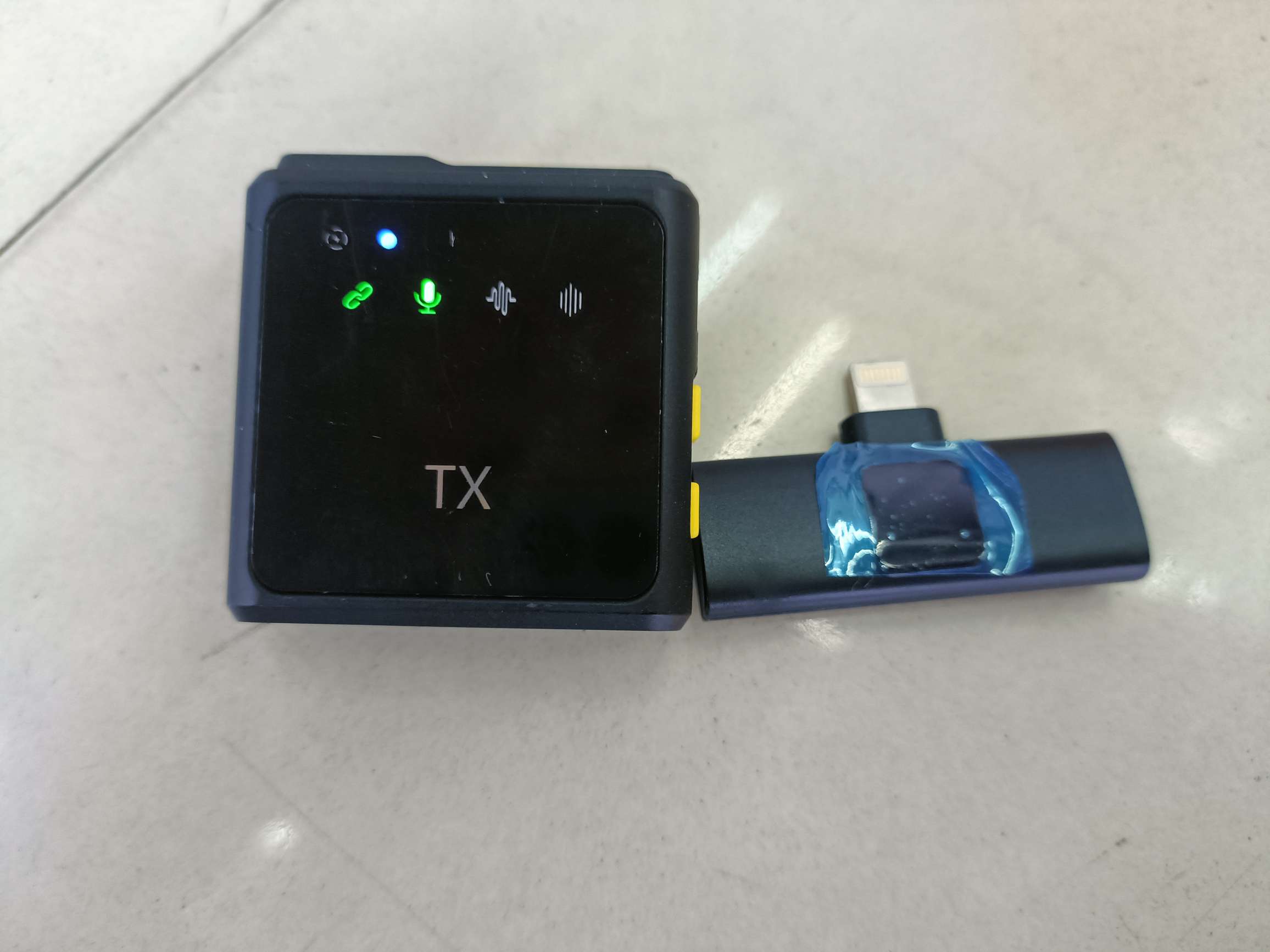 F9 square one-drag one-lapel microphone Wireless microphone Type-C interface/Apple interface detail image 18