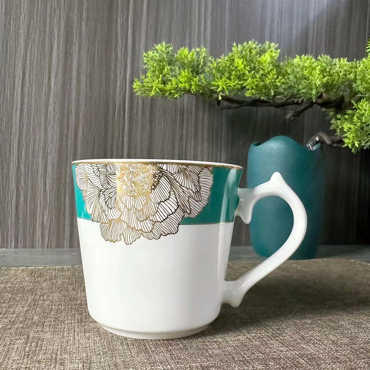 Luxurious Golden Peony Series high-end ceramic tableware set, custom-made with gold edge printing, suitable for hotels, clubs and household use Item Picture