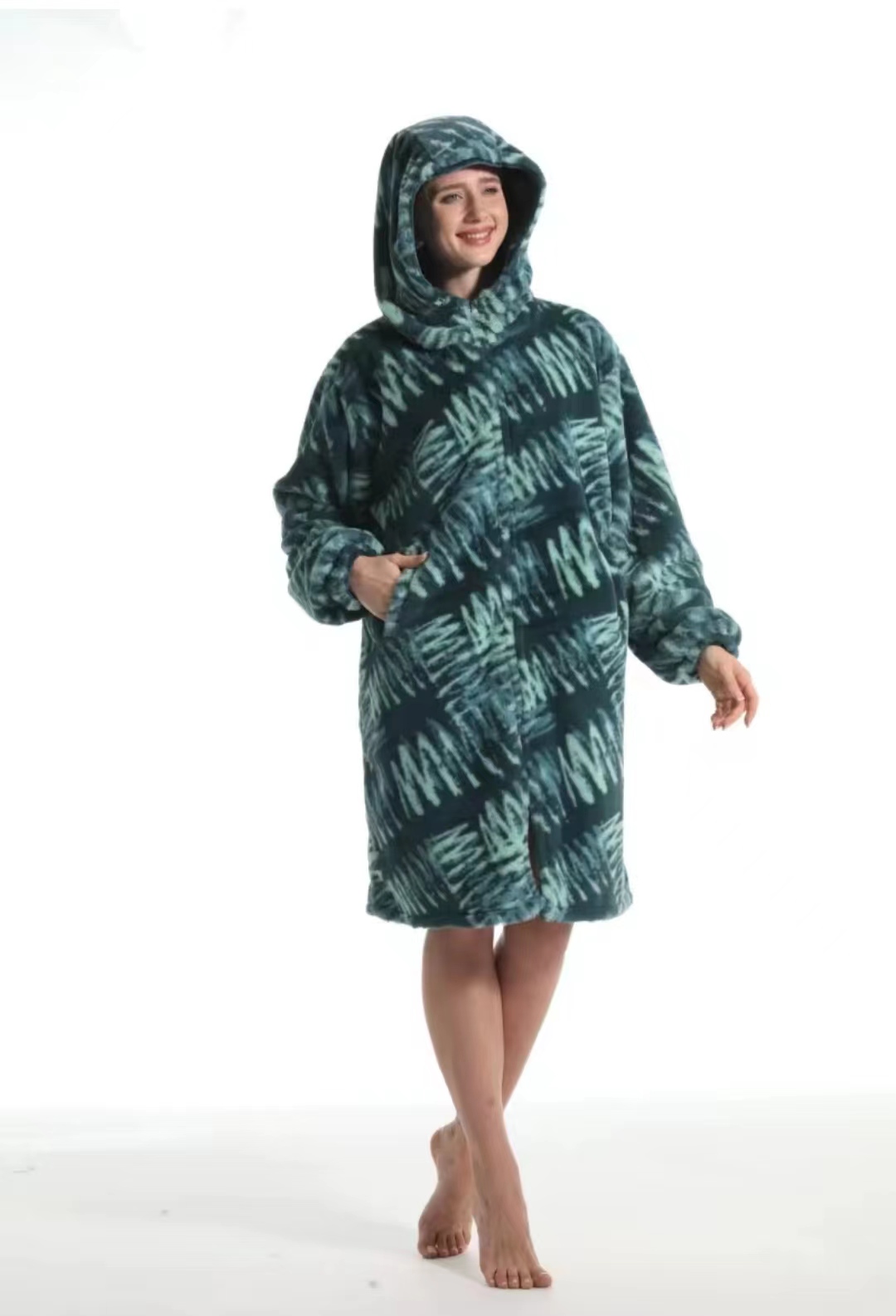 Cross-border new autumn and winter pajamas, oversized loose, adult extended printed hooded sweatshirt, home wear, outdoor detail image 7