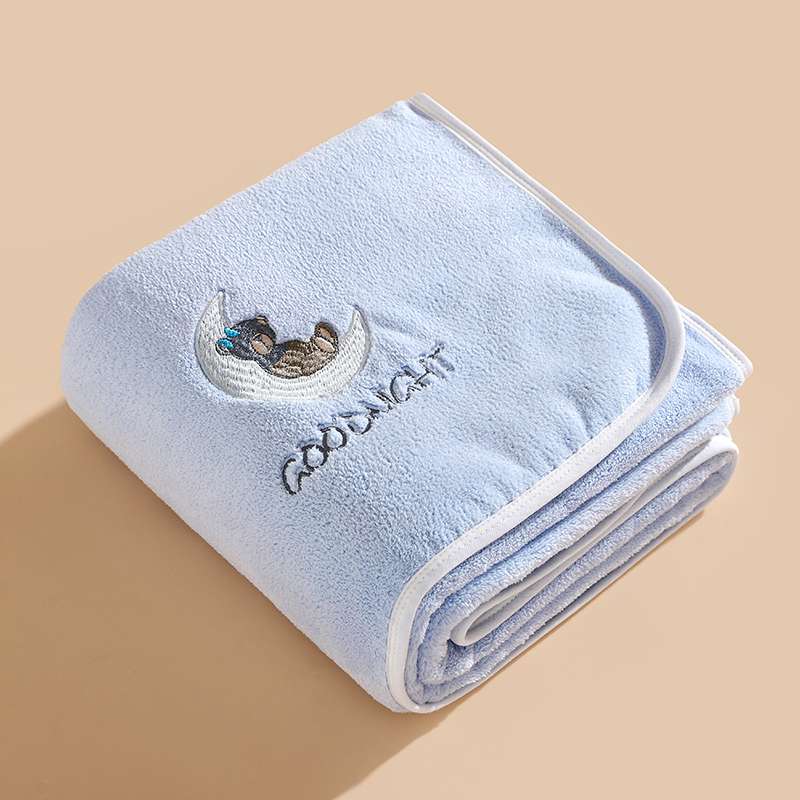 Moon Bear Children's Blanket 105*105cm Cartoon blanket, nap blanket, kindergarten children's blanket detail image 2