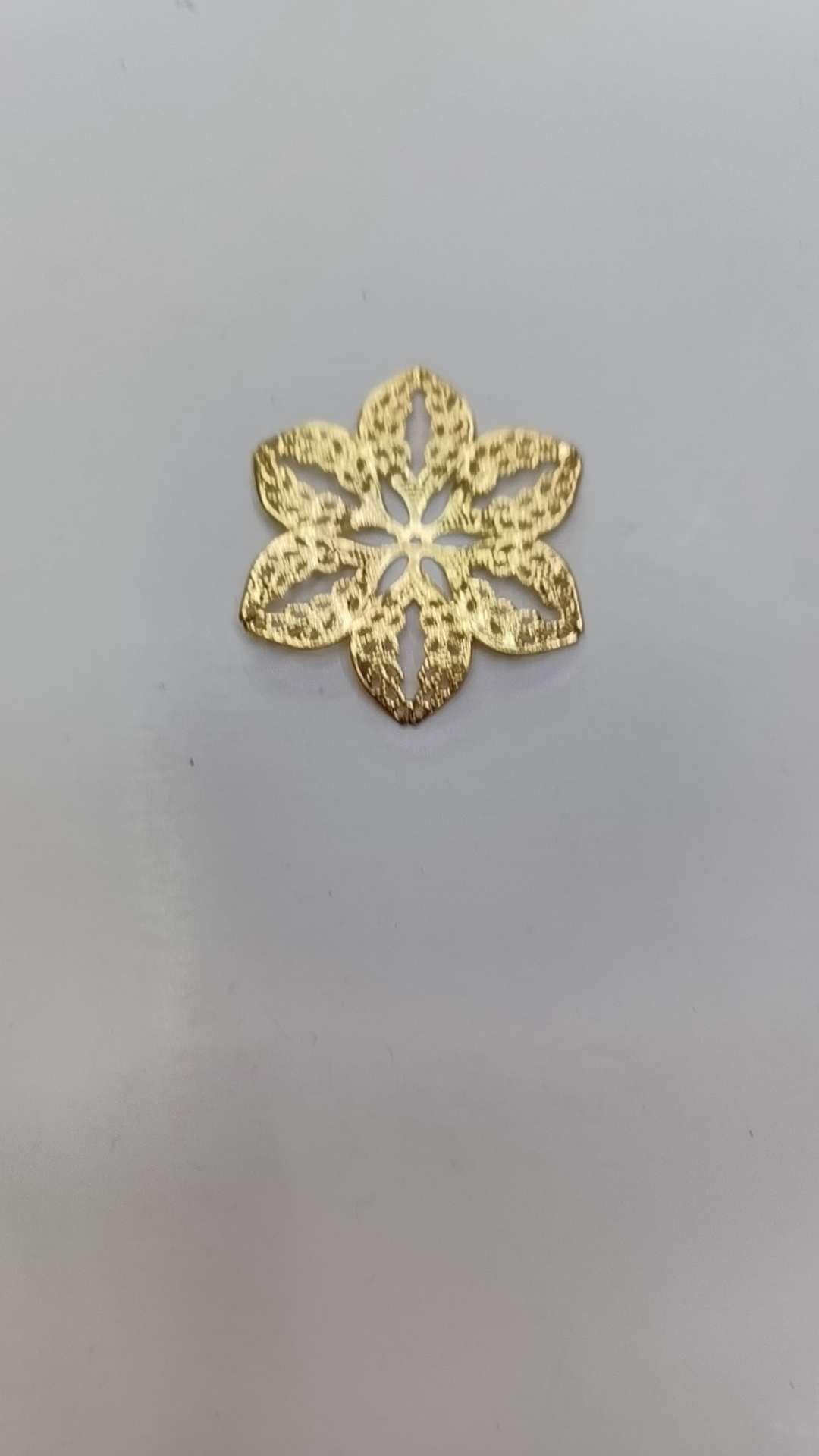 金色铁花片