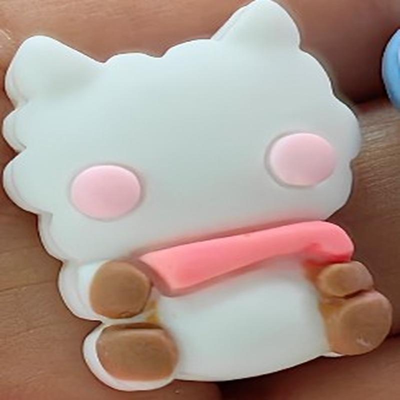 Wholesale epoxy resin stationery boxes, 7570 fridge magnets, three-dimensional necklaces, creative hair accessories, handcrafted phone cases, materials