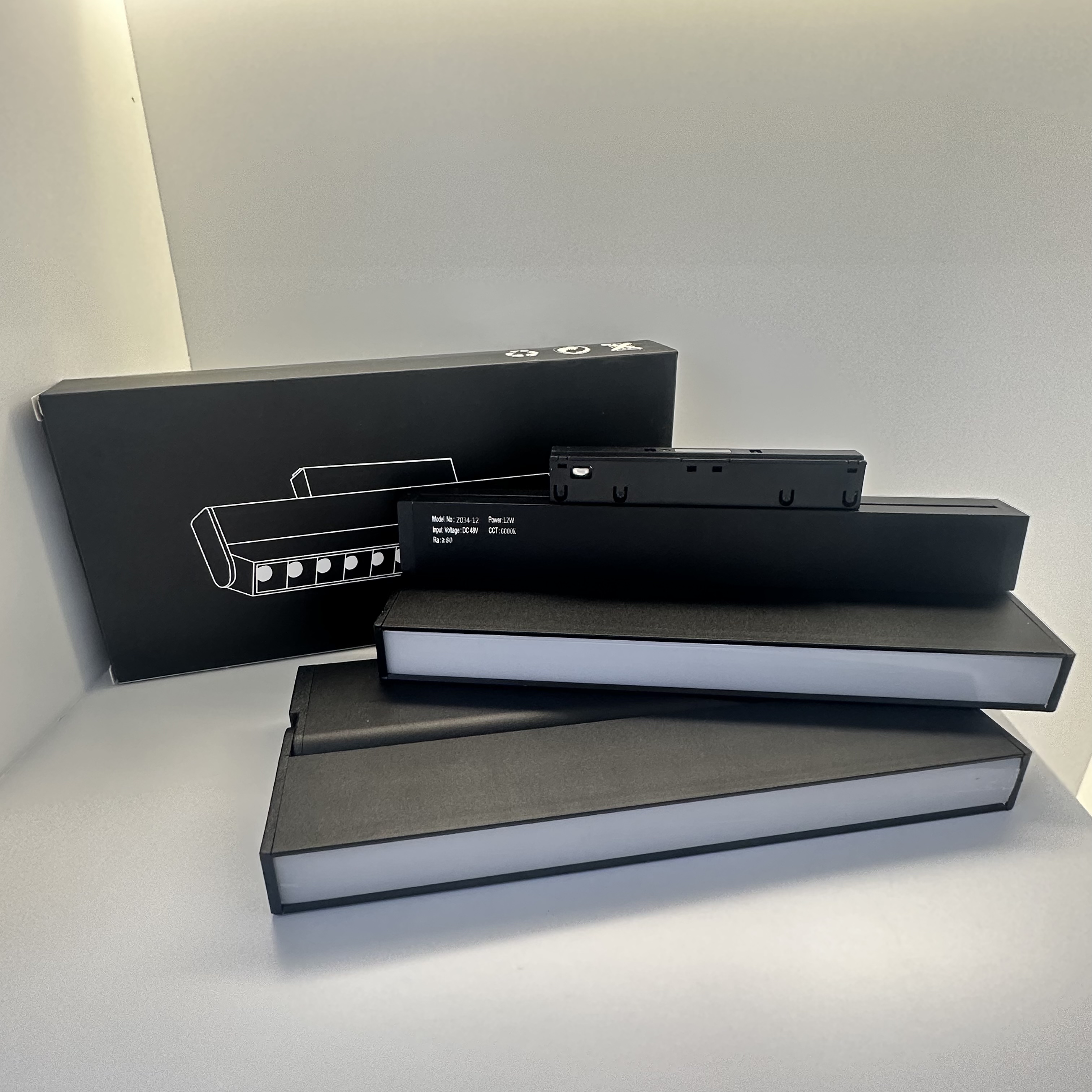 LED magnetic black track light, grille light, floodlight, spotlight, spotlight, strip light