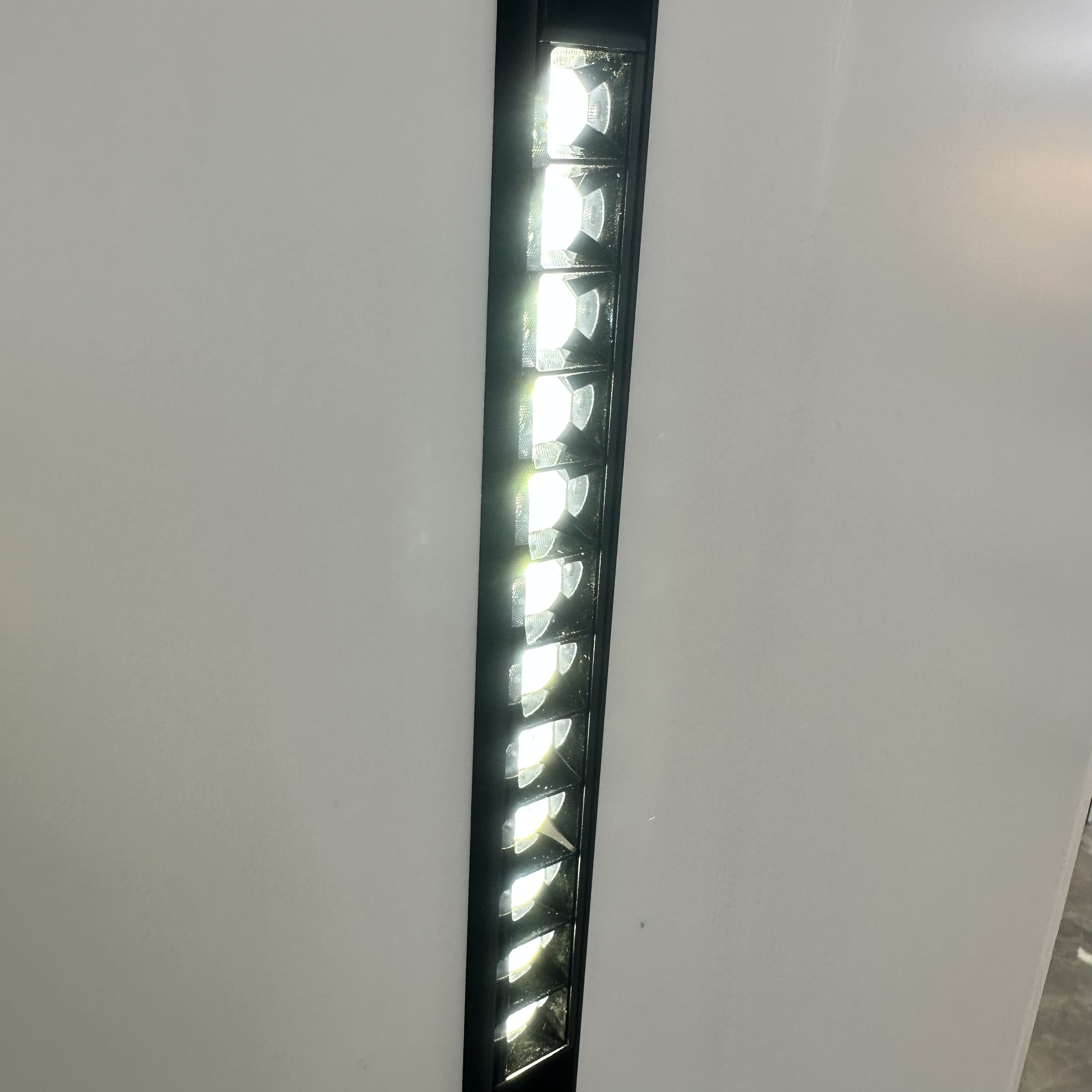 LED magnetic black track lights, grille lights, floodlights, spotlights Specification image
