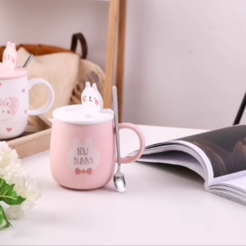 Creative Internet celebrity popular rabbit 🐰 ceramic cup lid multi-functional water cup four-color mixed mobile phone stand ceramic cup Application Scenario