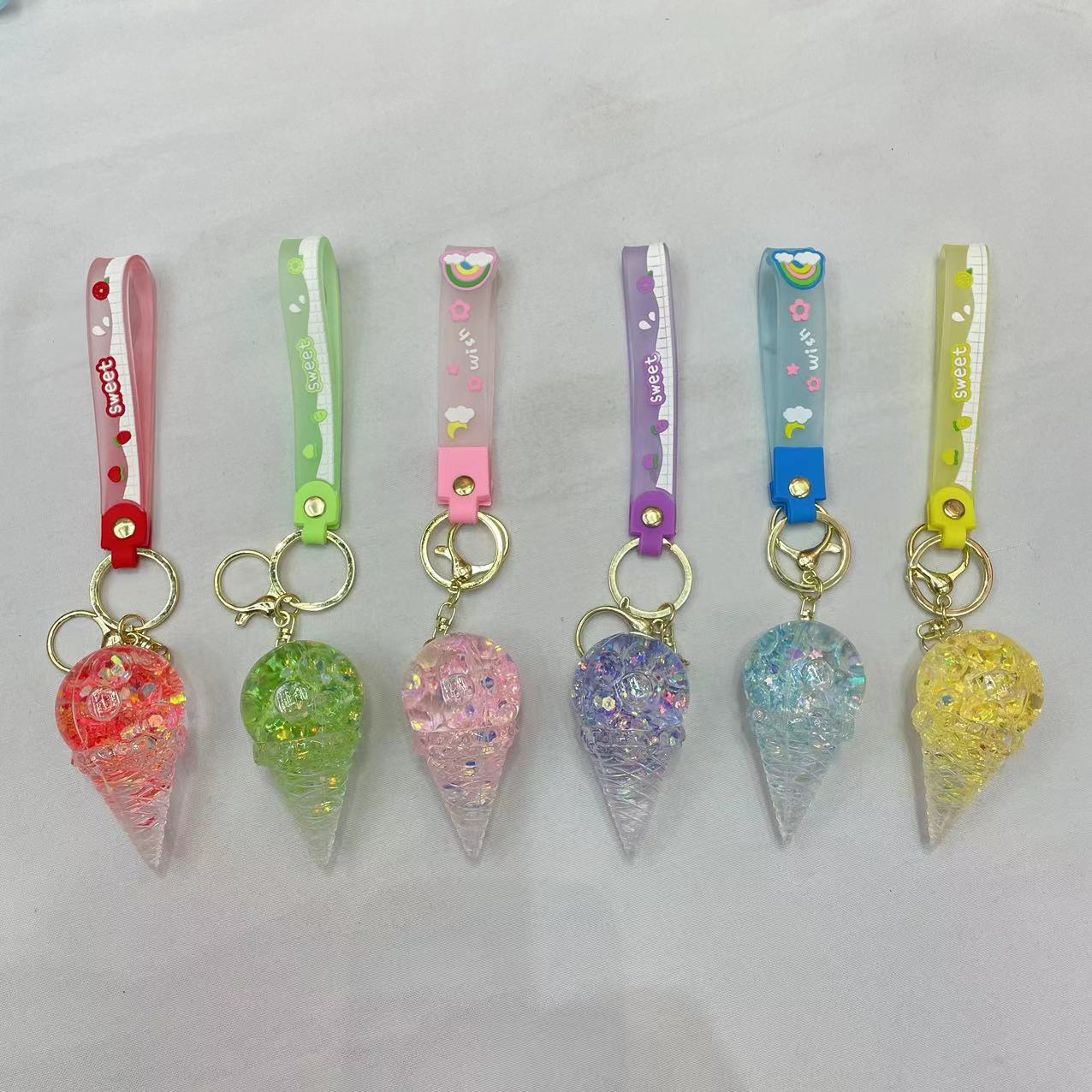 Creative ice cream drift bottle keychain cartoon ice cream flowing sand bottle key pendant