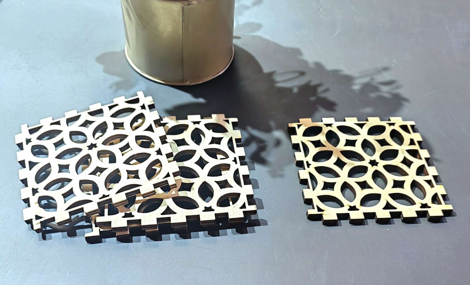 Wooden heat insulation coasters, tea ceremony coffee cup coasters, wooden tea trays, and solid wood tea cup coasters can be hung in the office Specification image