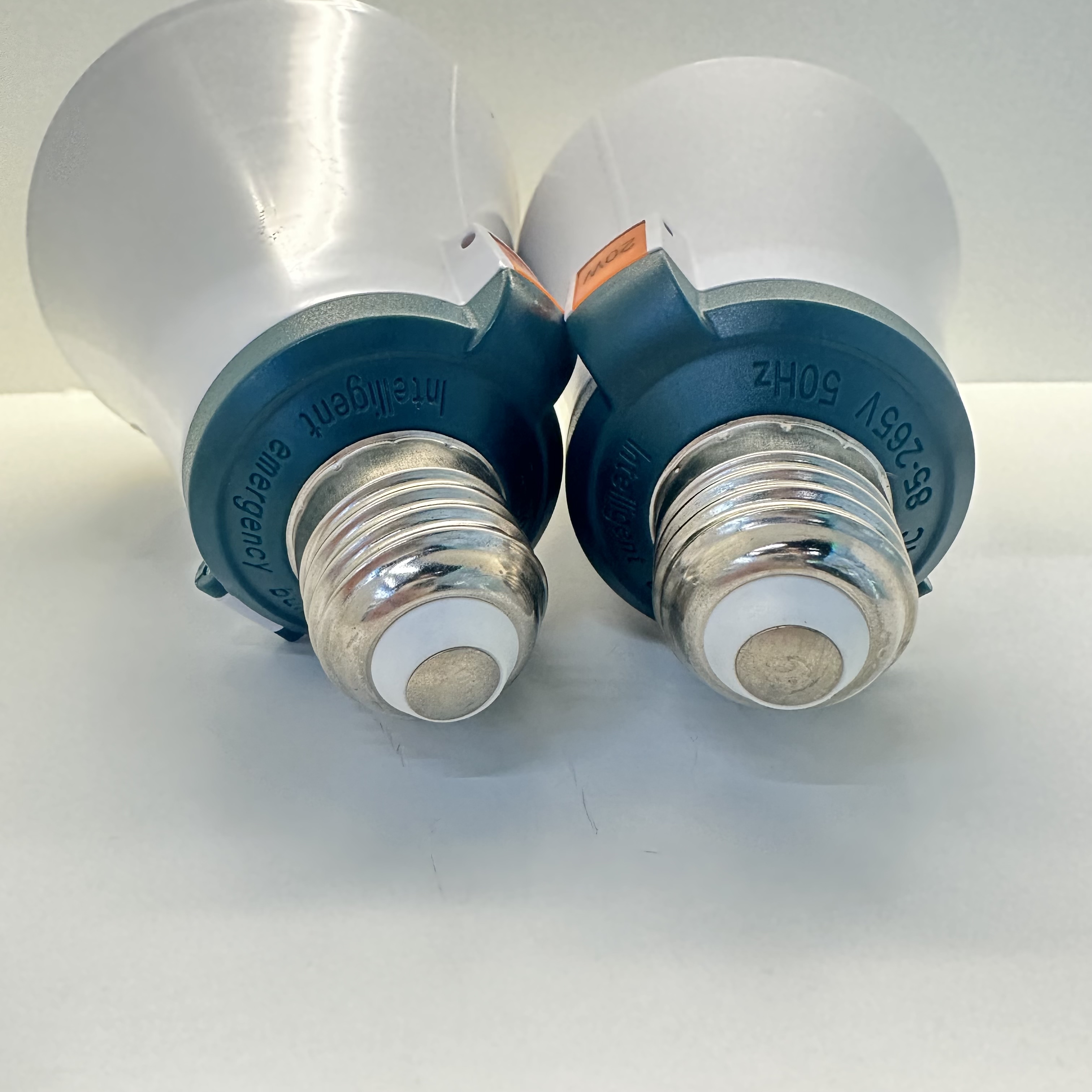 Lighting LED bulb emergency light, 3-inch and 7-inch, white and gold Specification image