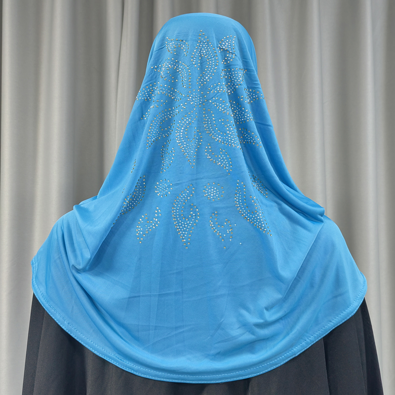 Elegant Fashion Headscarf Hot Selling Muslim Women's Solid Color Headscarf With Lace Solid Color Hot Diamond Uniform Code Dubai Daily National Style Headscarf Tradition Application Scenario
