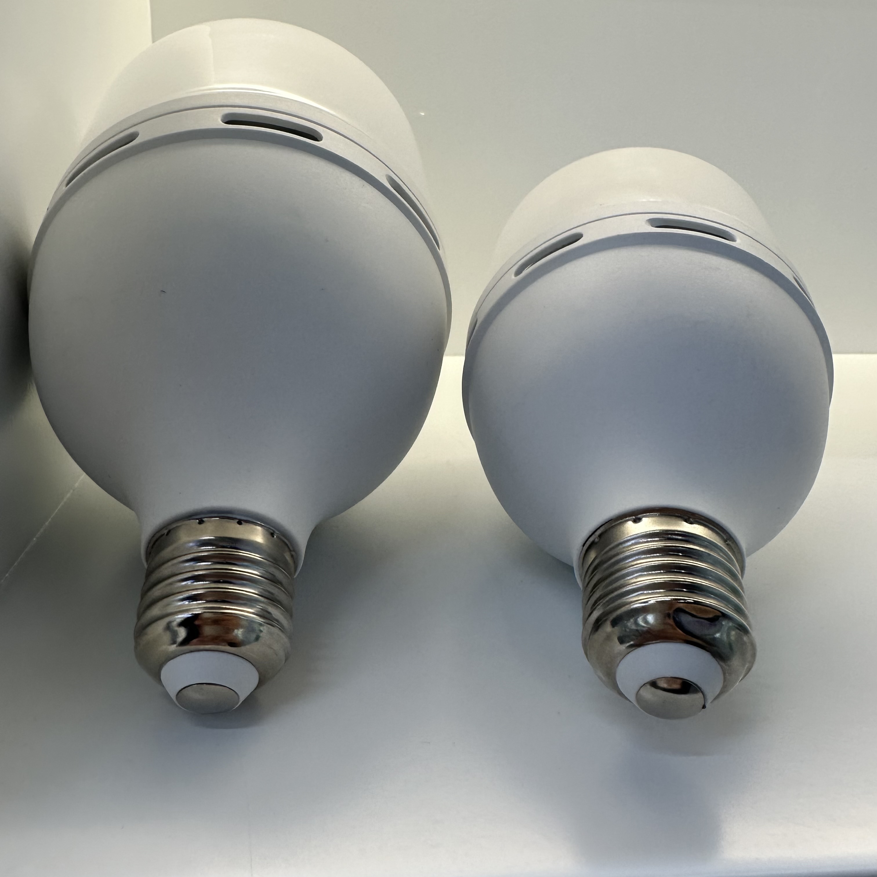 LED bulb emergency lighting for illumination Item Picture