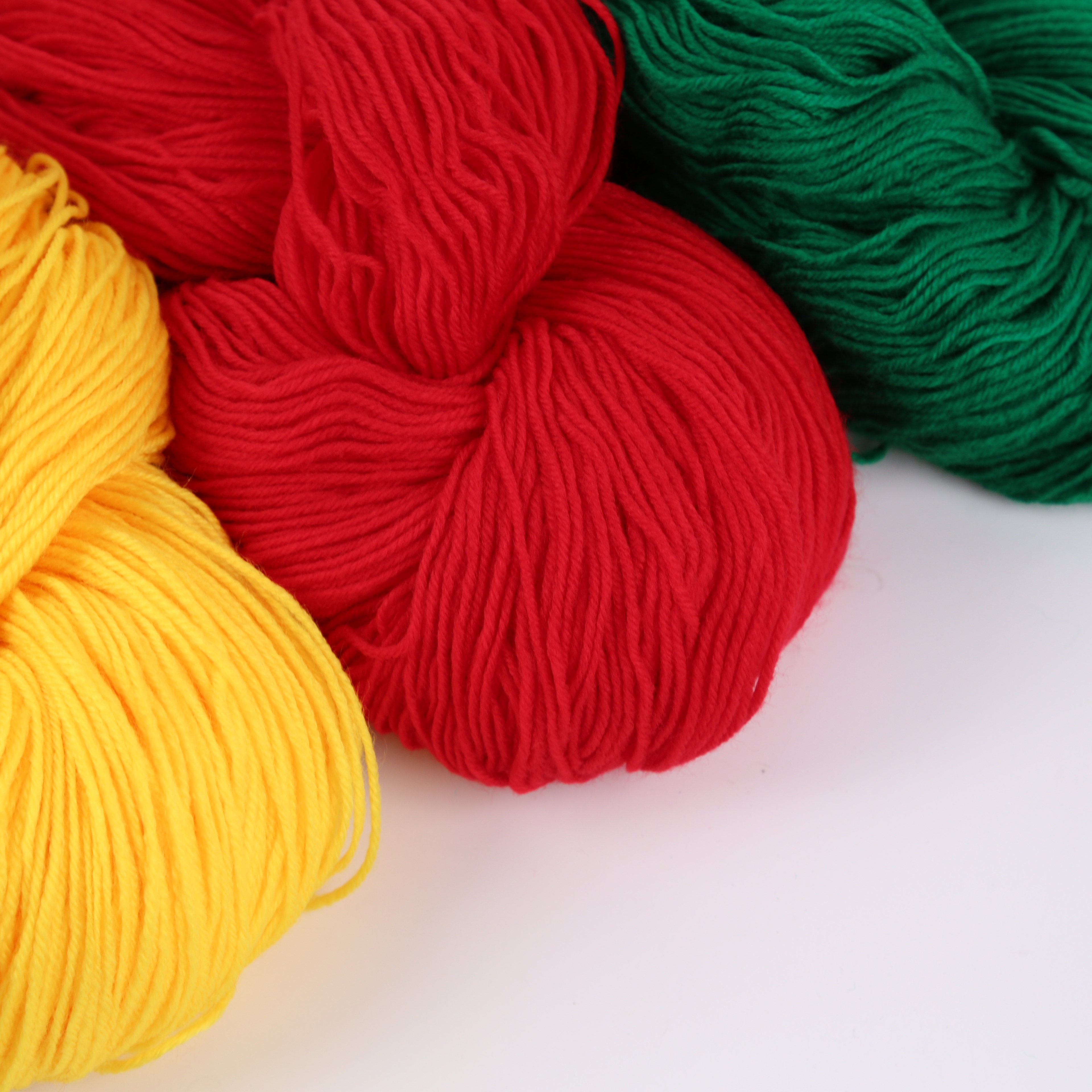2023 Factory Direct Selling Acrylic Medium Coarse Wool Foreign Trade Wool Ball Diy Wool Stock A Variety Of Colors Application Scenario