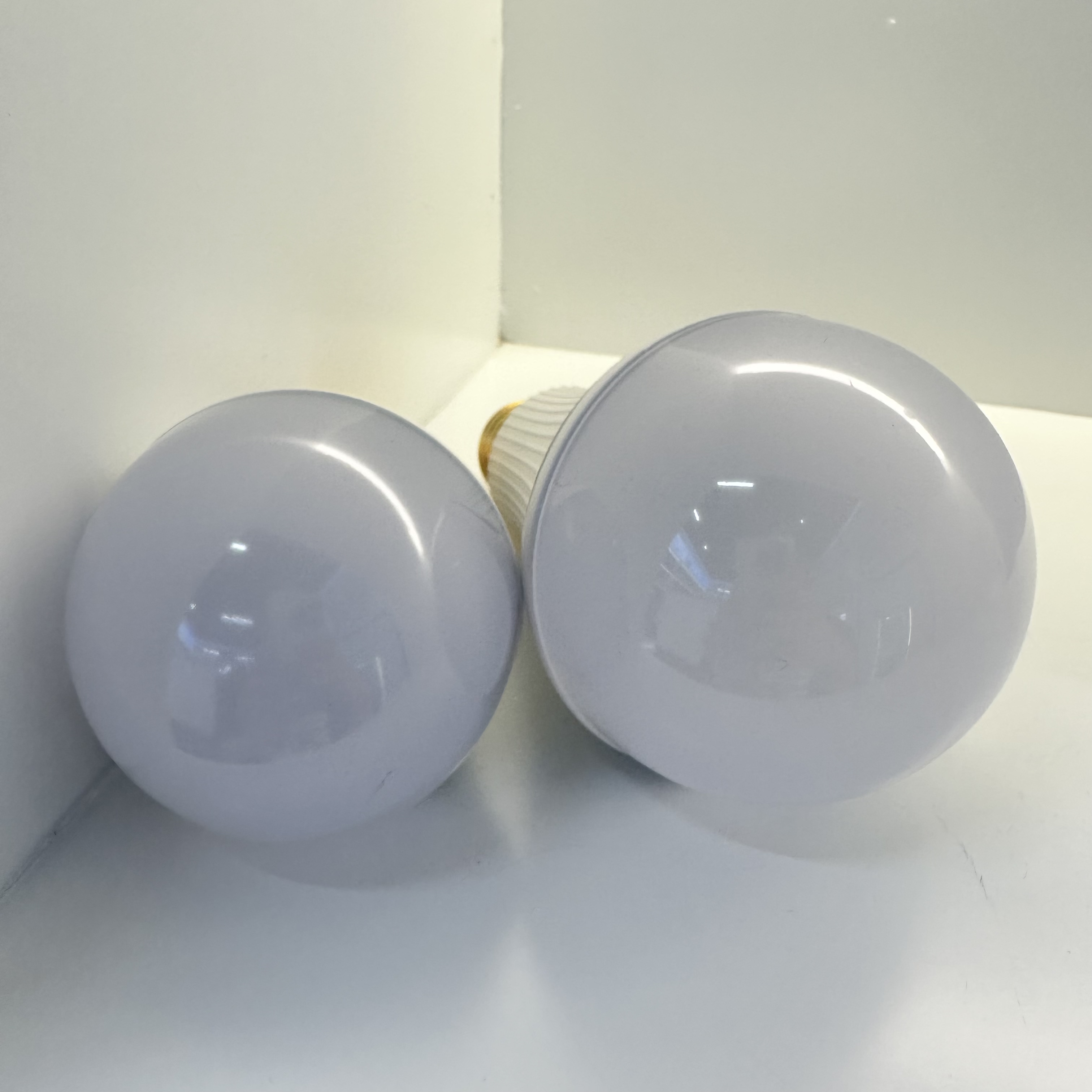 The 3-inch to 7-inch white LED bulb emergency light for lighting Specification image