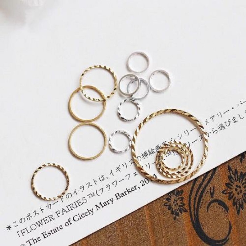 Patterned flower rings, irregular-shaped patterned flower ear rings, simple and fashionable ear accessories, necklaces, pendants, decorative items, DIY jewelry, copper accessories details Picture