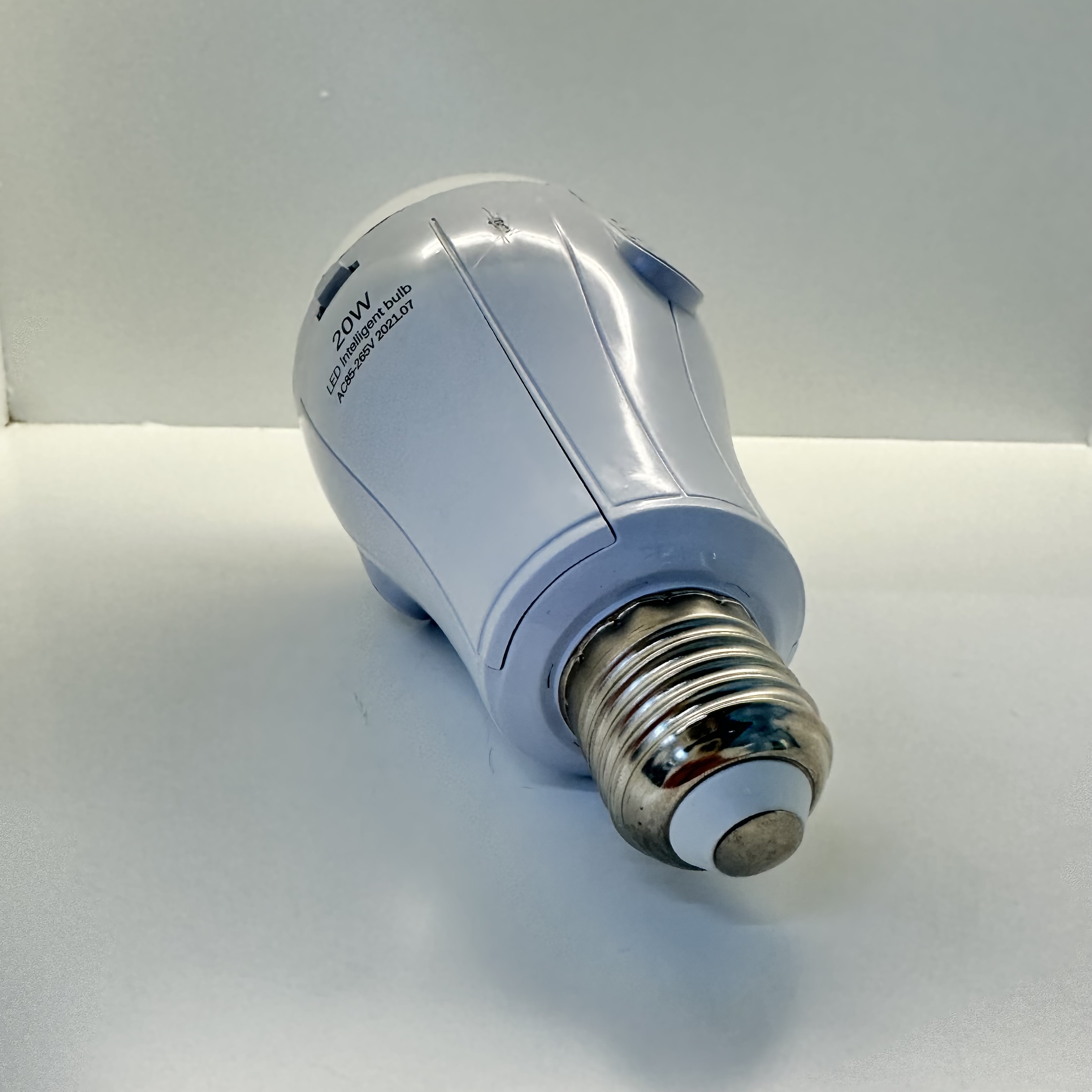 The lighting LED bulbs are three inches, five inches and seven inches white Item Picture
