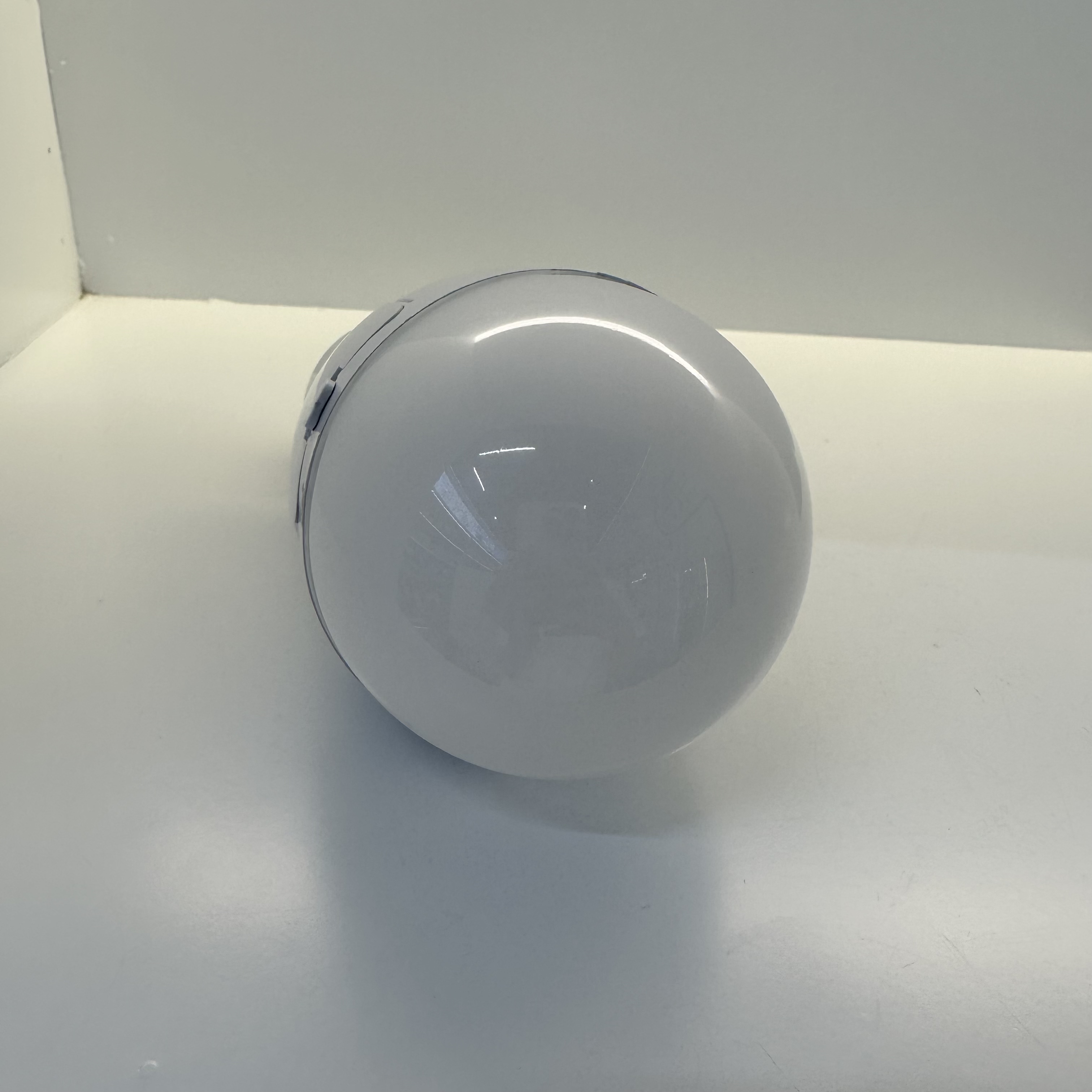 The lighting LED bulbs are three inches, five inches and seven inches white Application Scenario