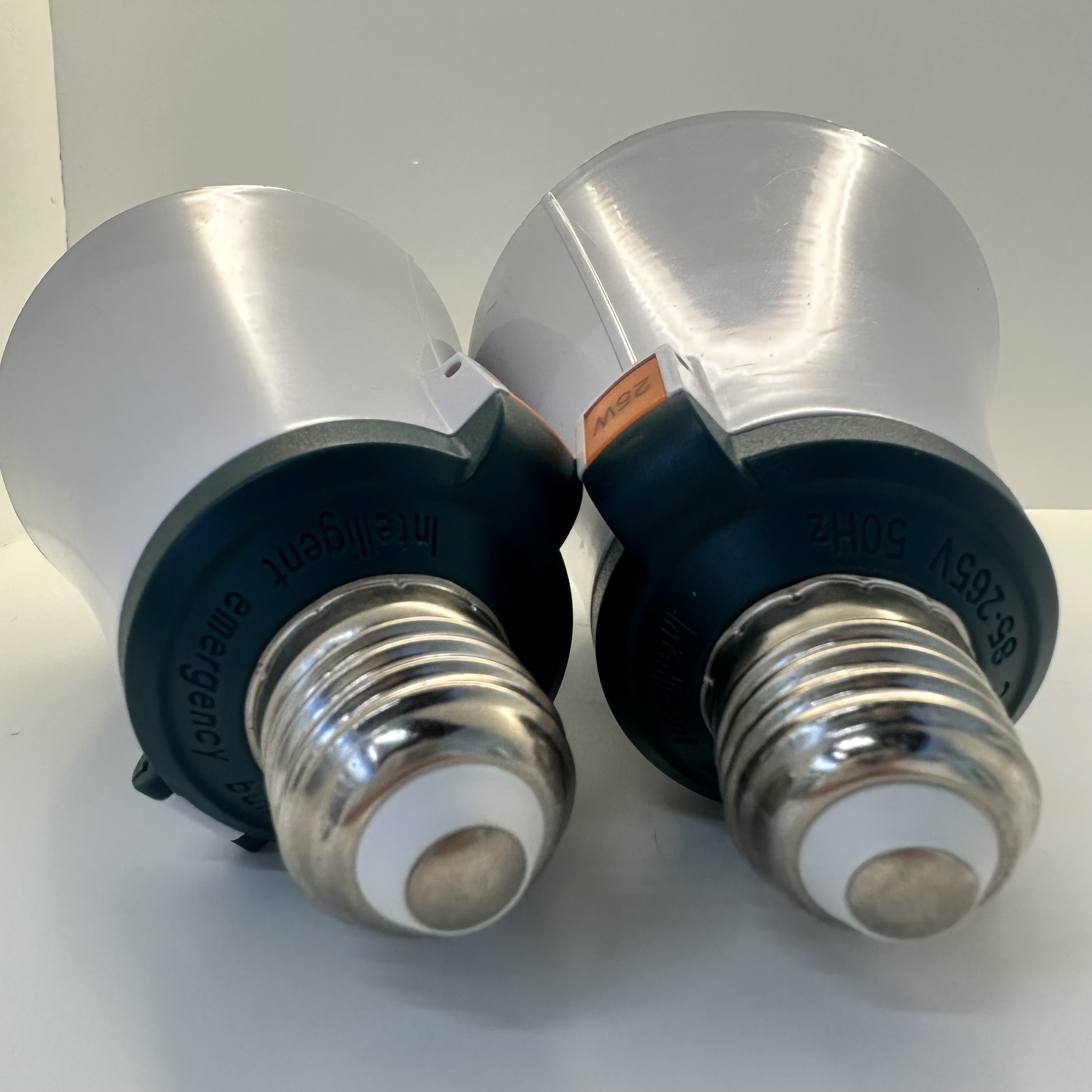 Lighting LED bulb emergency light, 3-inch to 7-inch, white and black details Picture