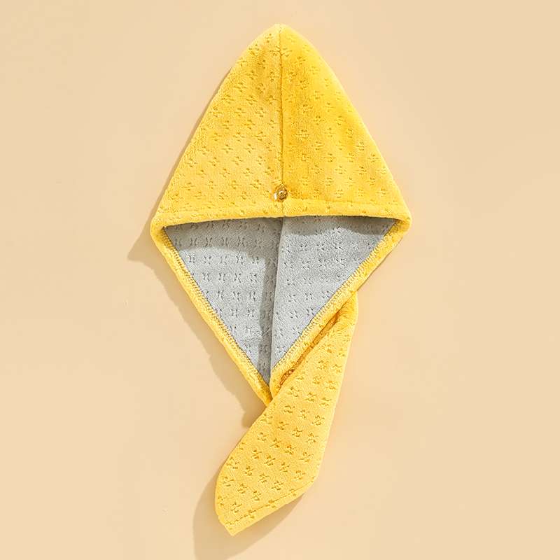 Two-color shower cap with thickened water absorption, no color fading and no hair shedding, dry hair cap made of coral fleece, quick-drying new style Application Scenario