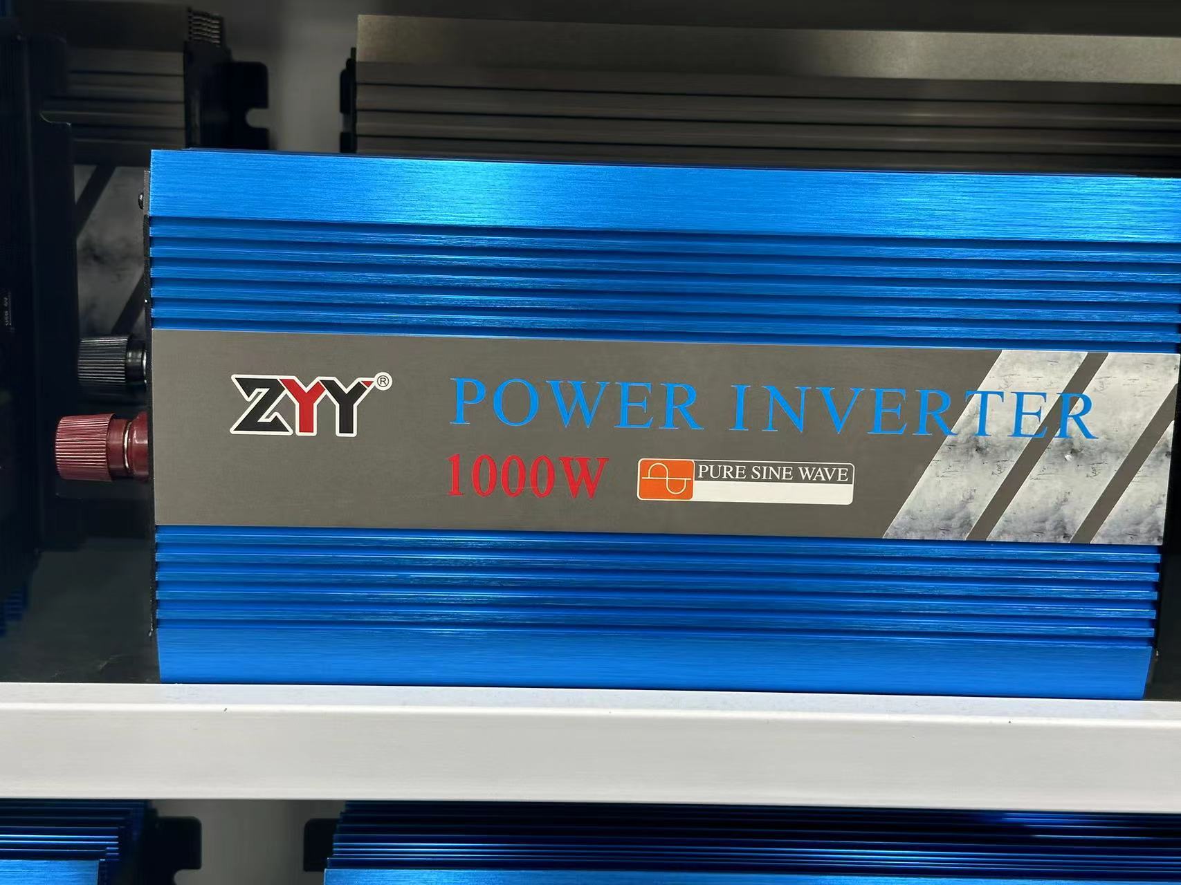 Inverter Sine Wave Blue 3000W Solar Pv Solar Inverter full figure